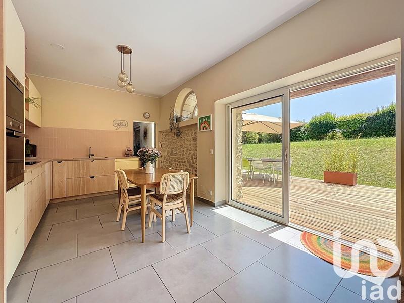 Maison - 284 m² - 7 pièces