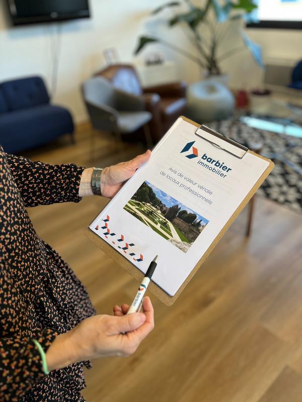 Local d'activités - 2 000 m²