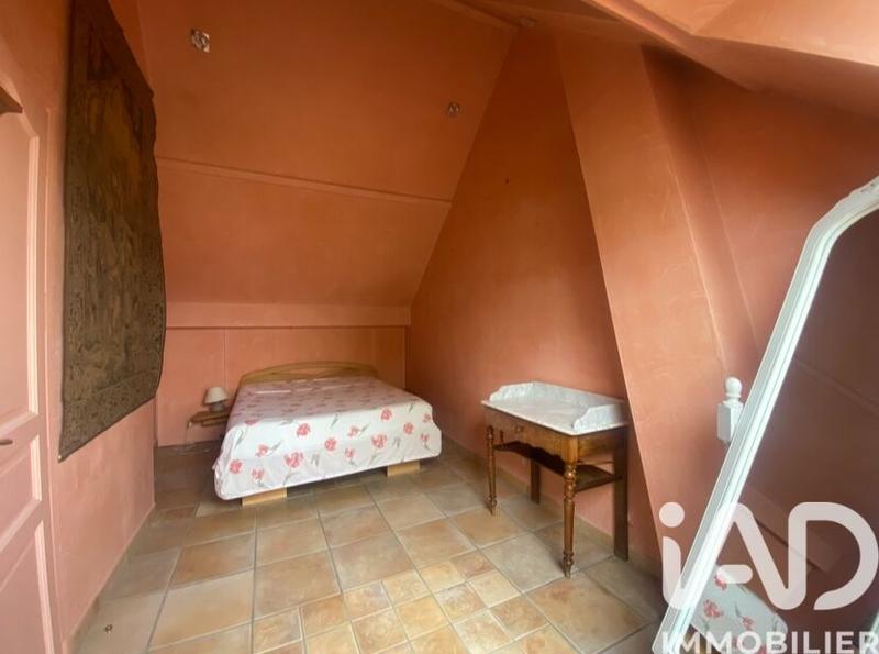 Maison - 137 m² - 6 pièces