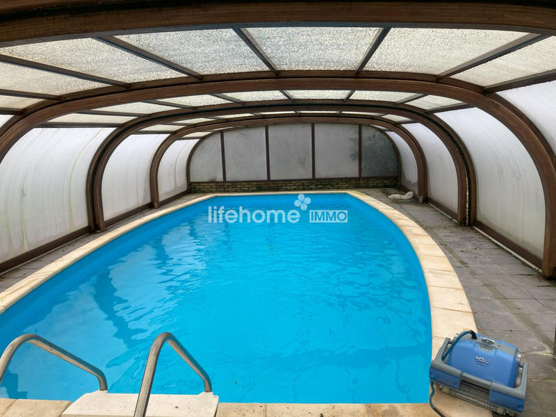 Maison - 185 m² - 6 pièces