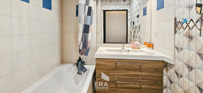 Appartement - 64 m² - 3 pièces