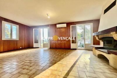 Appartement - 79 m² - 4 pièces