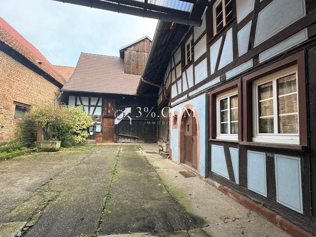 Corps de ferme - 142 m² - 6 pièces