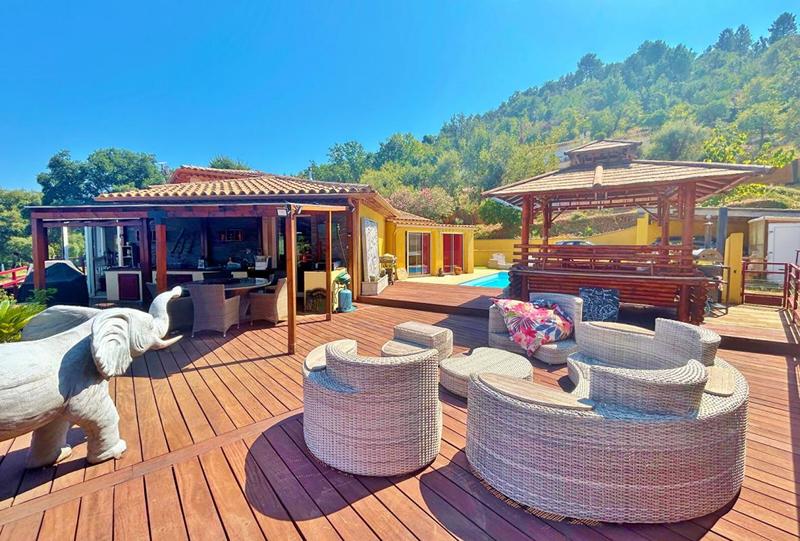 Villa - 185 m² - 6 pièces