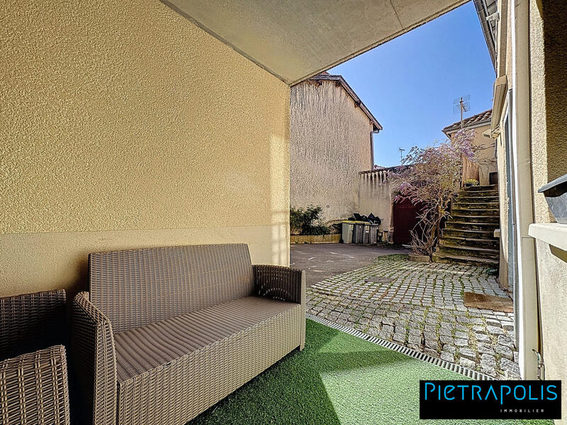 Appartement - 67 m² - 3 pièces