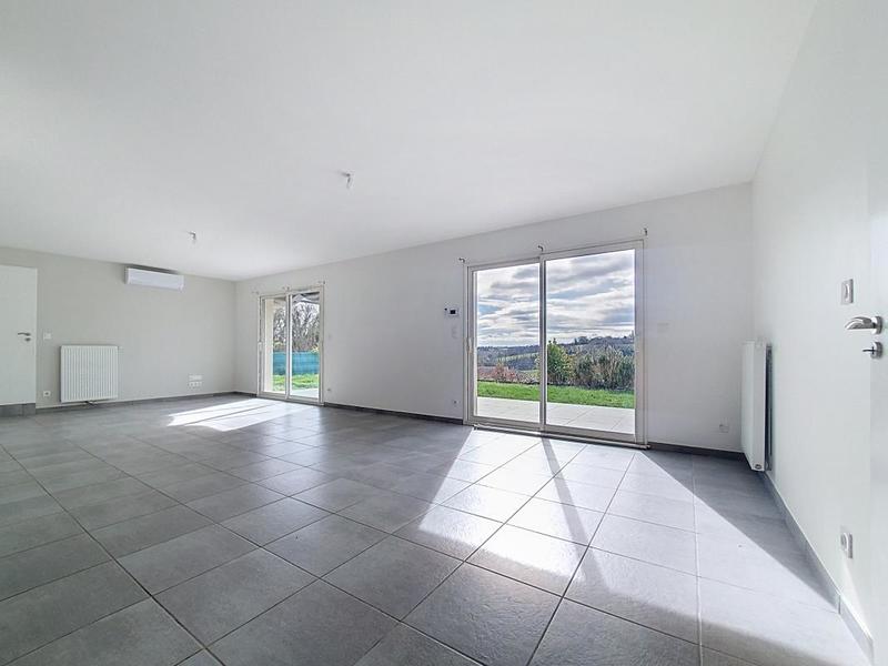 Maison - 120 m² - 5 pièces