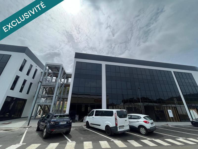 Local commercial - 160 m² - 2 pièces