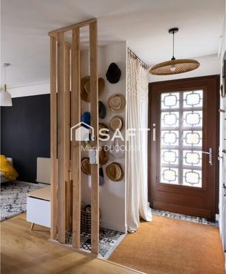 Maison - 140 m² - 5 pièces