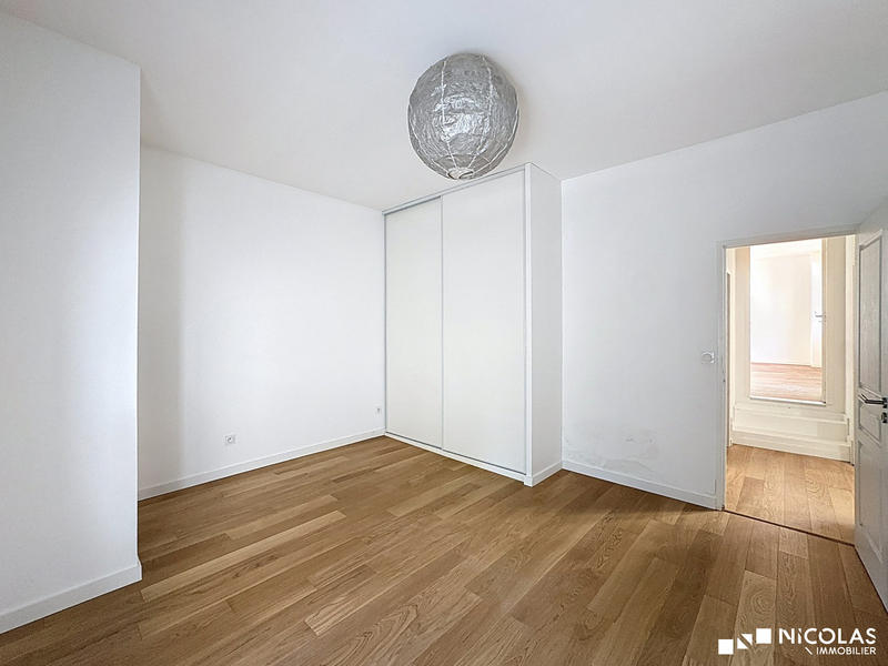 Appartement - 82 m² - 3 pièces