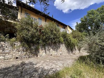 Villa - 160 m² - 6 pièces