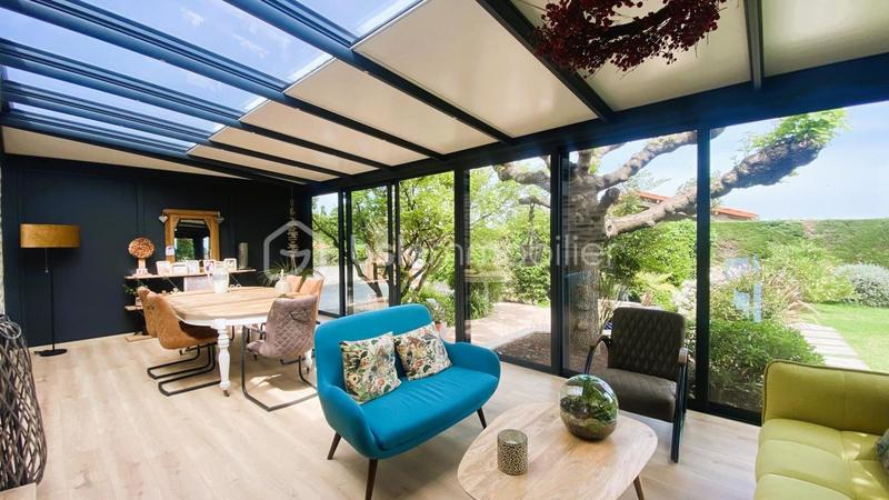 Maison - 145 m² - 6 pièces