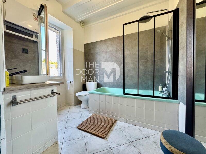 Maison - 160 m² - 6 pièces