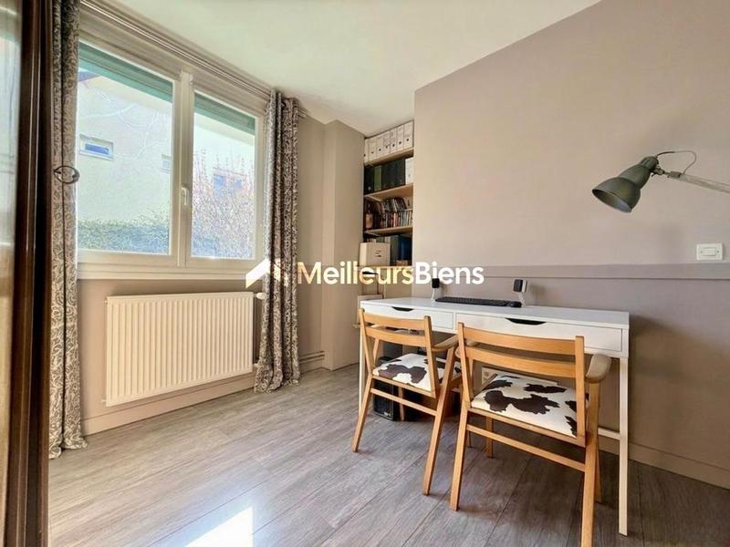 Maison - 115 m² - 6 pièces