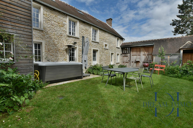 Maison ancienne - 268 m² - 8 pièces