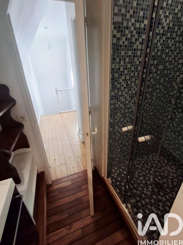 Maison - 181 m² - 6 pièces