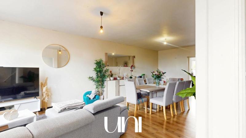 Maison - 98 m² - 3 pièces