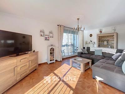 Appartement - 83 m² - 4 pièces