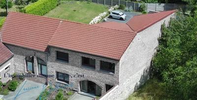 Grange - 240 m² - 11 pièces