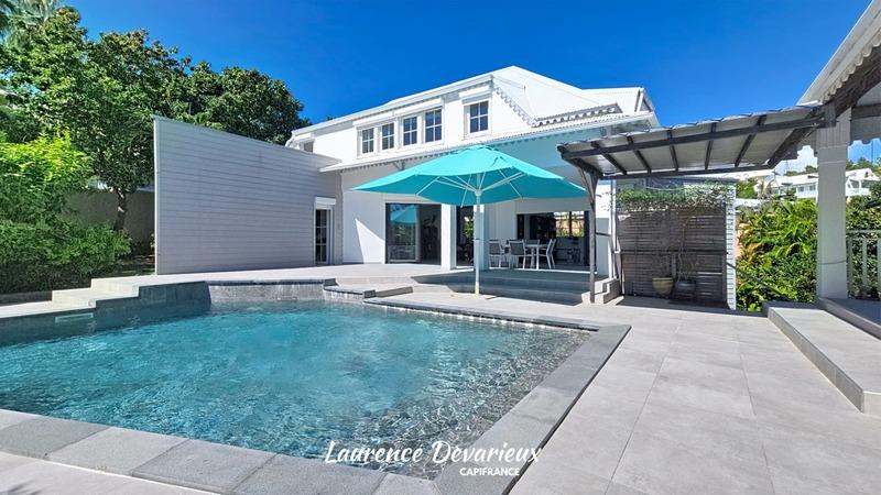 Villa - 237 m² - 7 pièces