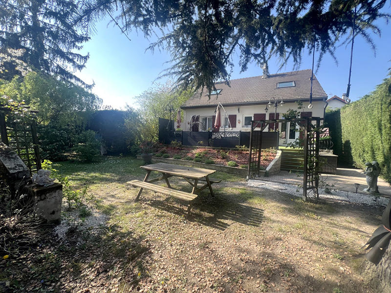 Maison - 127 m² - 7 pièces