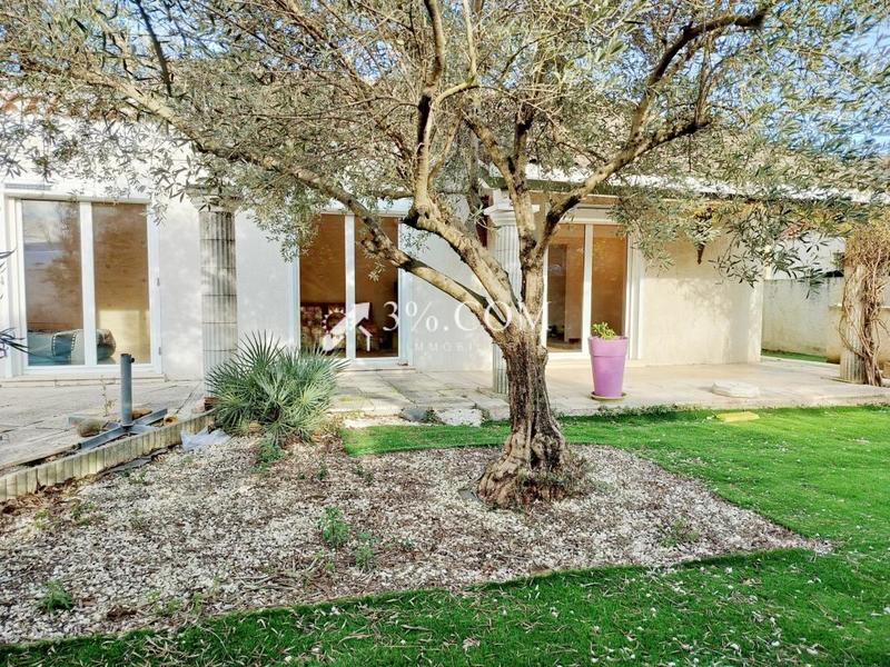 Villa - 137 m² - 7 pièces