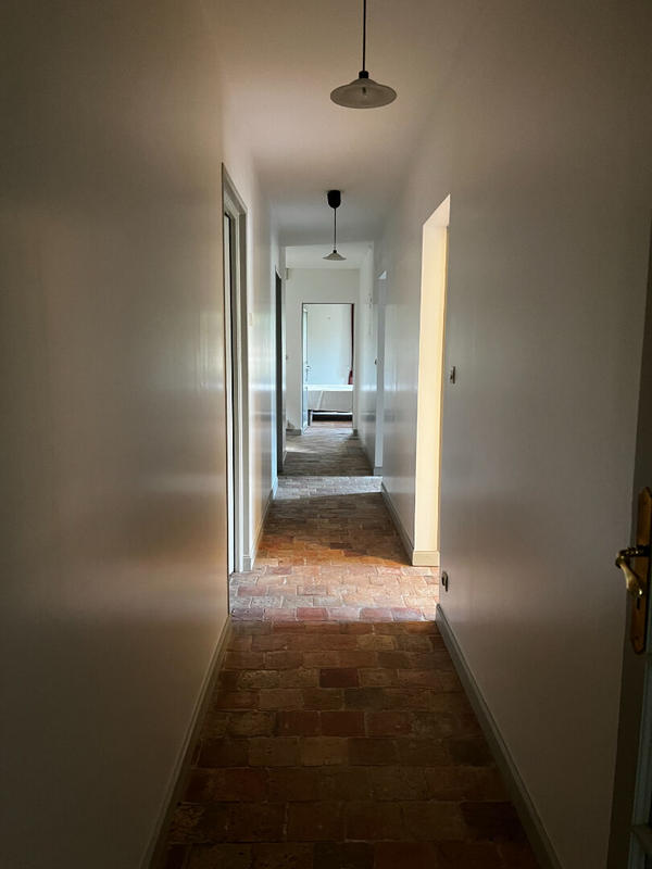 Demeure - 245 m² - 8 pièces