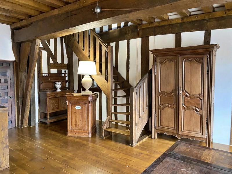 Maison - 180 m² - 10 pièces