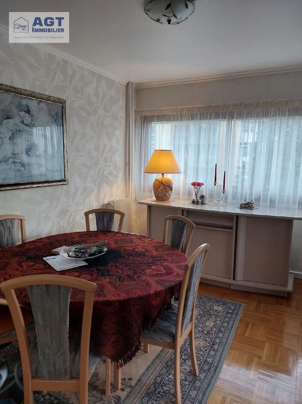 Appartement - 96 m² - 5 pièces