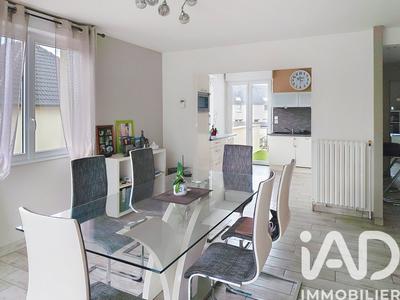 Maison - 195 m² - 7 pièces