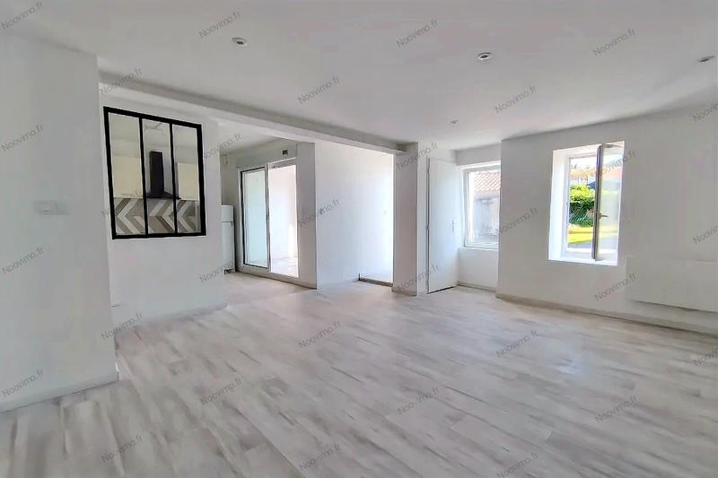 Maison - 100 m² - 4 pièces