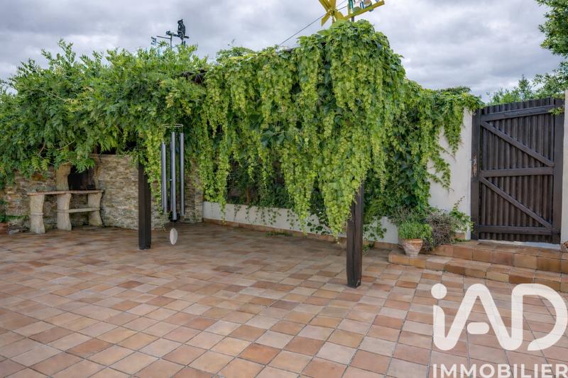 Maison - 232 m² - 10 pièces