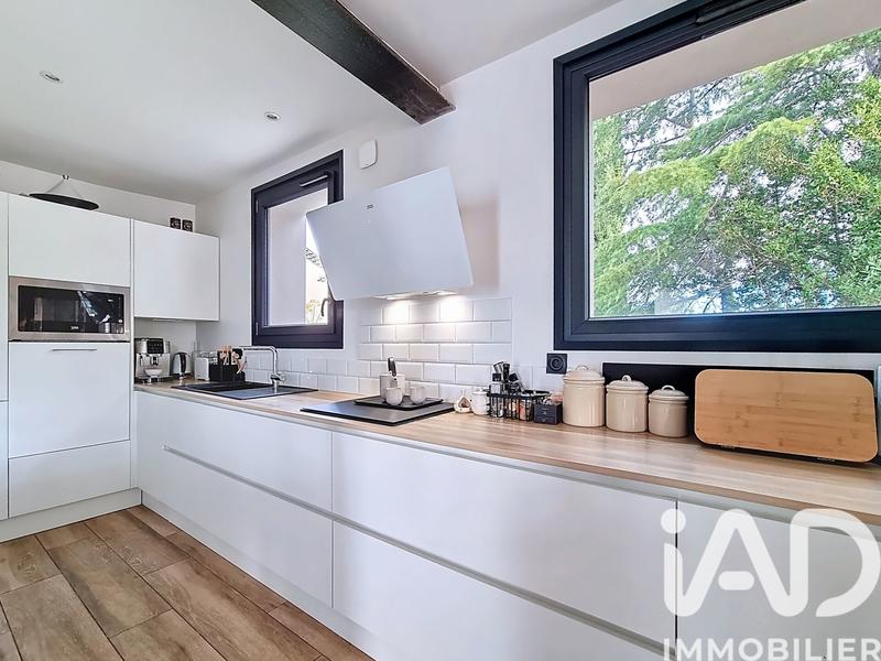 Maison - 180 m² - 6 pièces