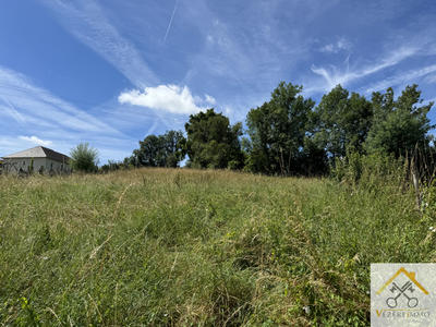 Terrain - 2 212 m²