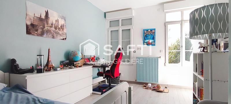 Maison - 195 m² - 6 pièces