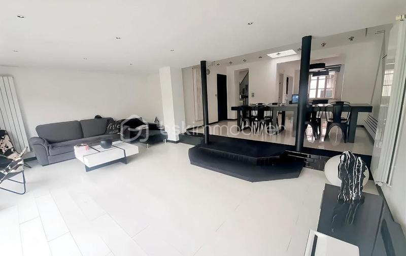 Maison de village - 125 m² - 5 pièces