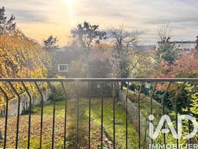 Maison - 98 m² - 5 pièces