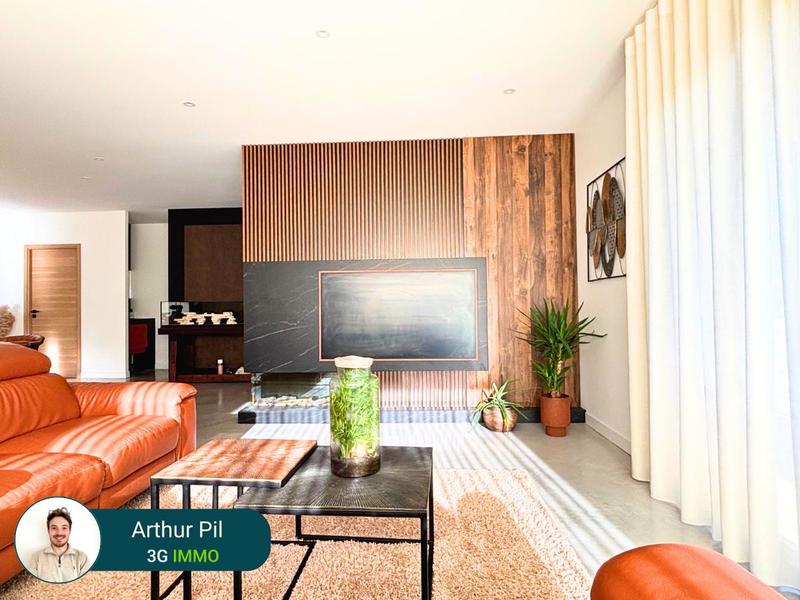 Maison - 145 m² - 4 pièces