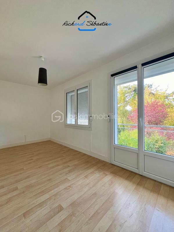 Maison de ville - 250 m² - 10 pièces