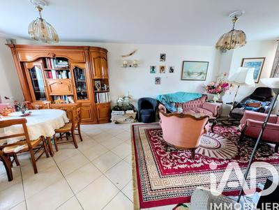 Appartement - 64 m² - 4 pièces
