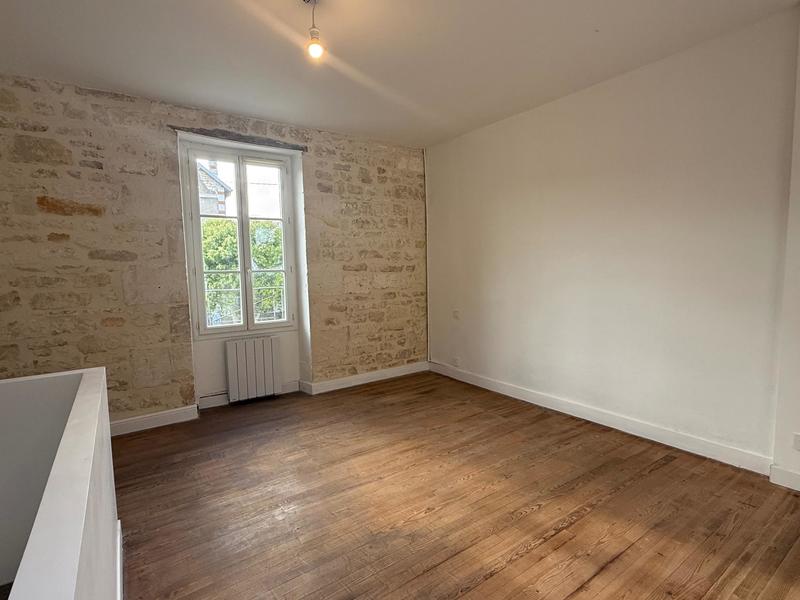 Maison - 111 m² - 3 pièces