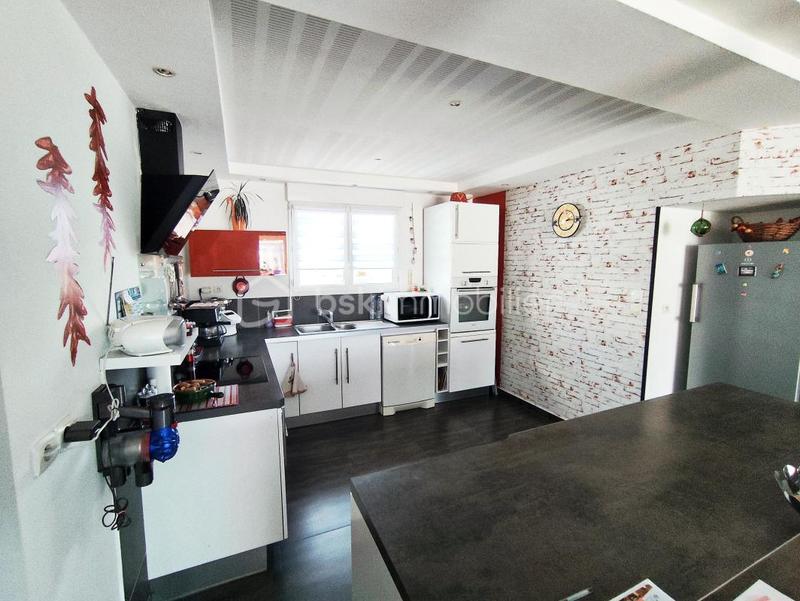 Maison - 145 m² - 6 pièces