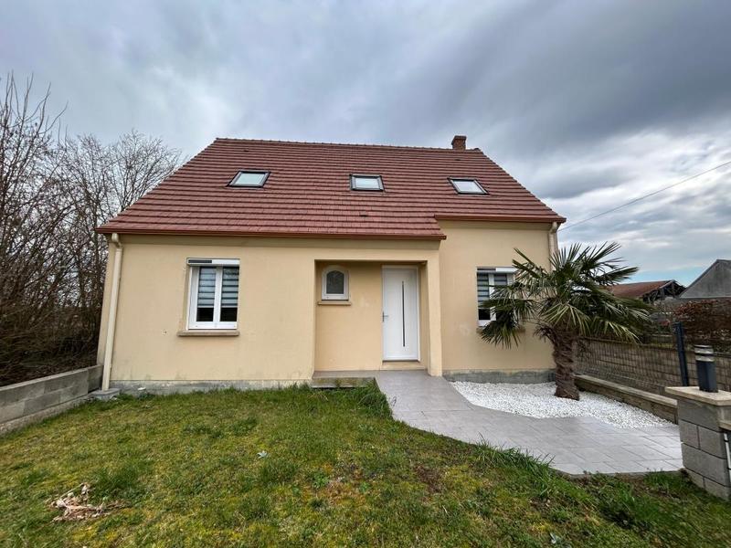 Maison - 100 m² - 5 pièces