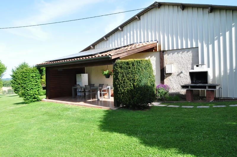 Maison - 218 m² - 8 pièces