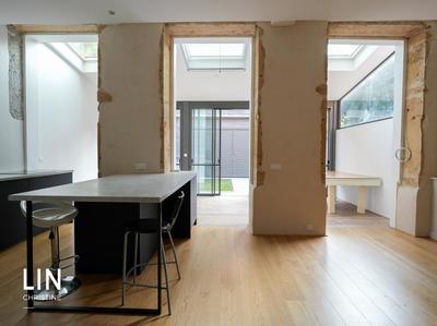 Appartement - 90 m² - 4 pièces