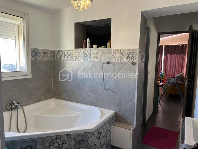 Immeuble - 800 m² - 37 pièces