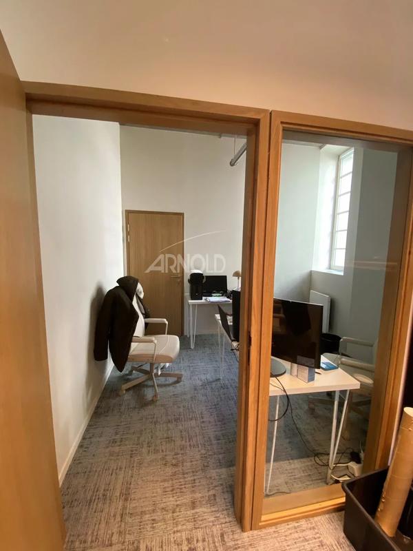 Bureau - 40 m² - 2 pièces