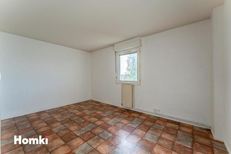 Appartement - 82 m² - 4 pièces