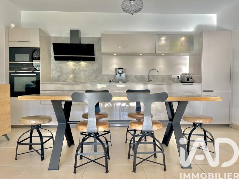 Appartement - 70 m² - 3 pièces