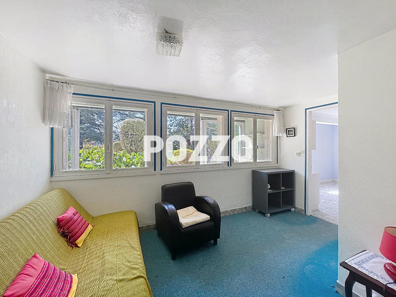 Maison - 160 m² - 8 pièces