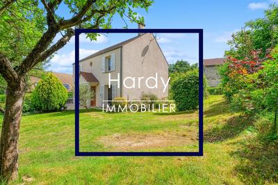 Maison - 137 m² - 7 pièces